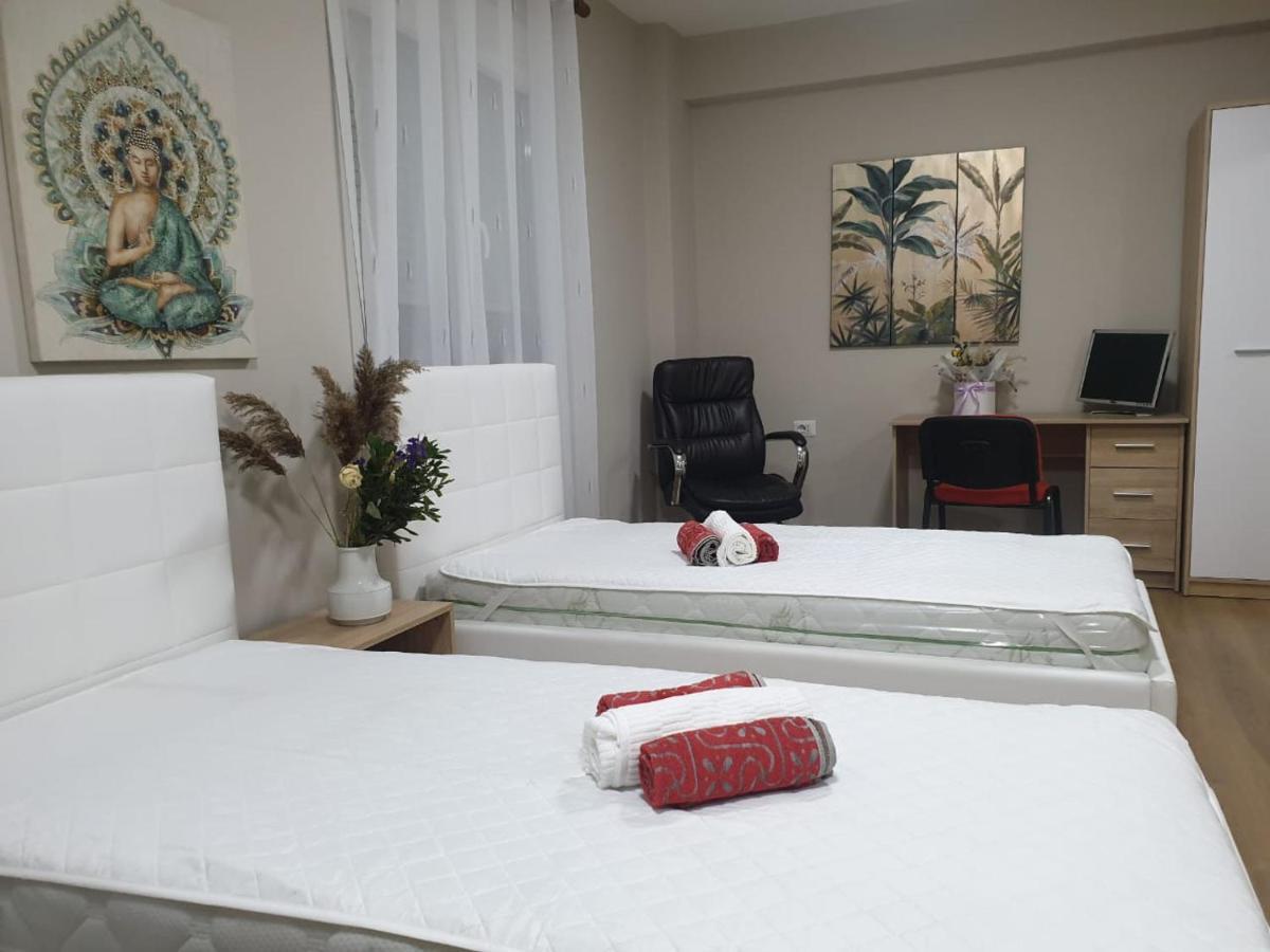 Lovely Apartment On Tirana City Center Тирана Екстериор снимка